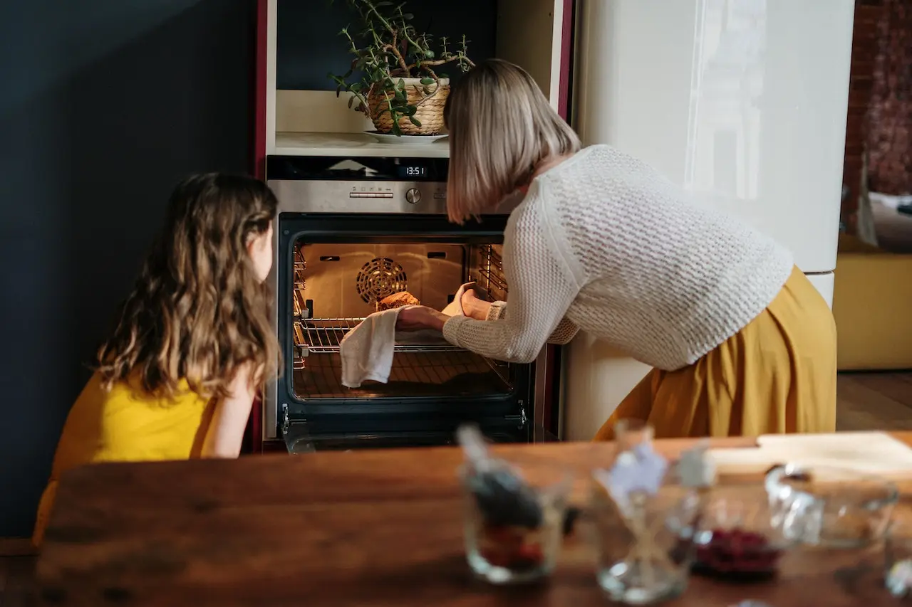 hoe uw oven schoonmaken
